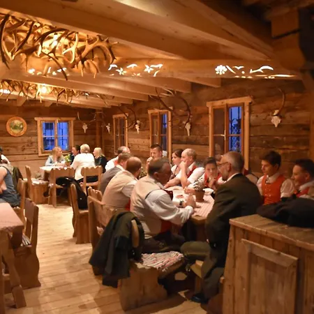 Zacherlbraeu Hotel