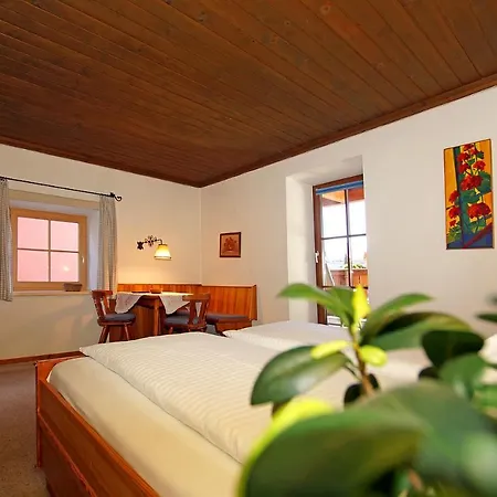 Hotel Zacherlbraeu 3*