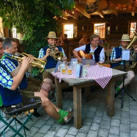 Szálloda Zacherlbraeu 3*