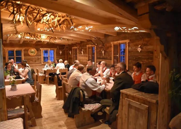 Zacherlbraeu Hotel