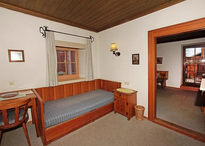 Hotel Zacherlbraeu 3*