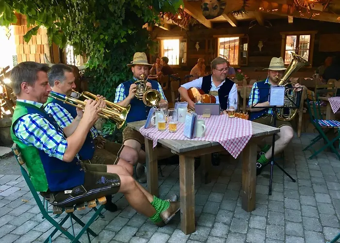Hotel Zacherlbraeu 3*