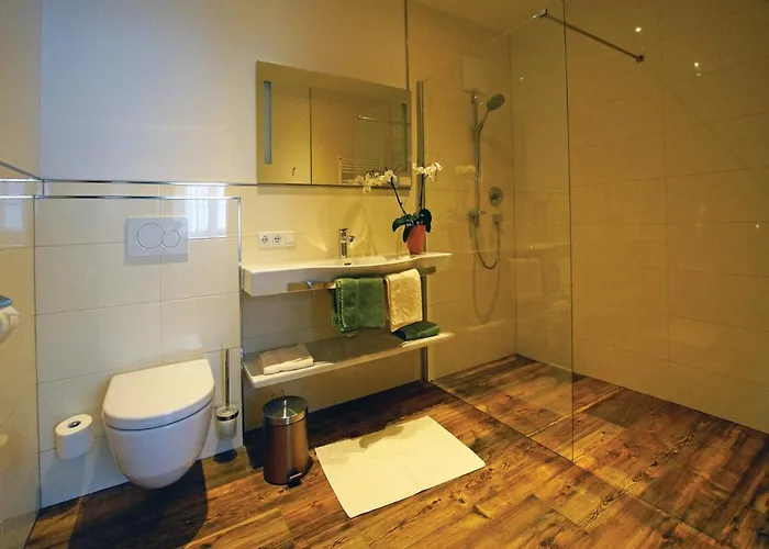 Hotel Zacherlbraeu 3*